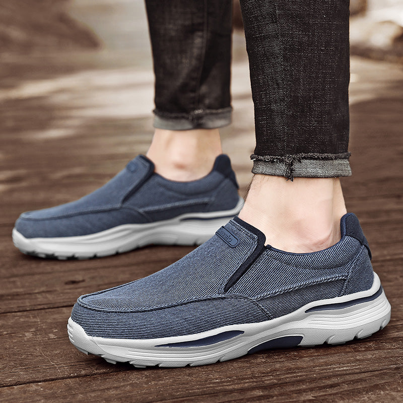 Men's Relaxed Fit Canvas Loafers