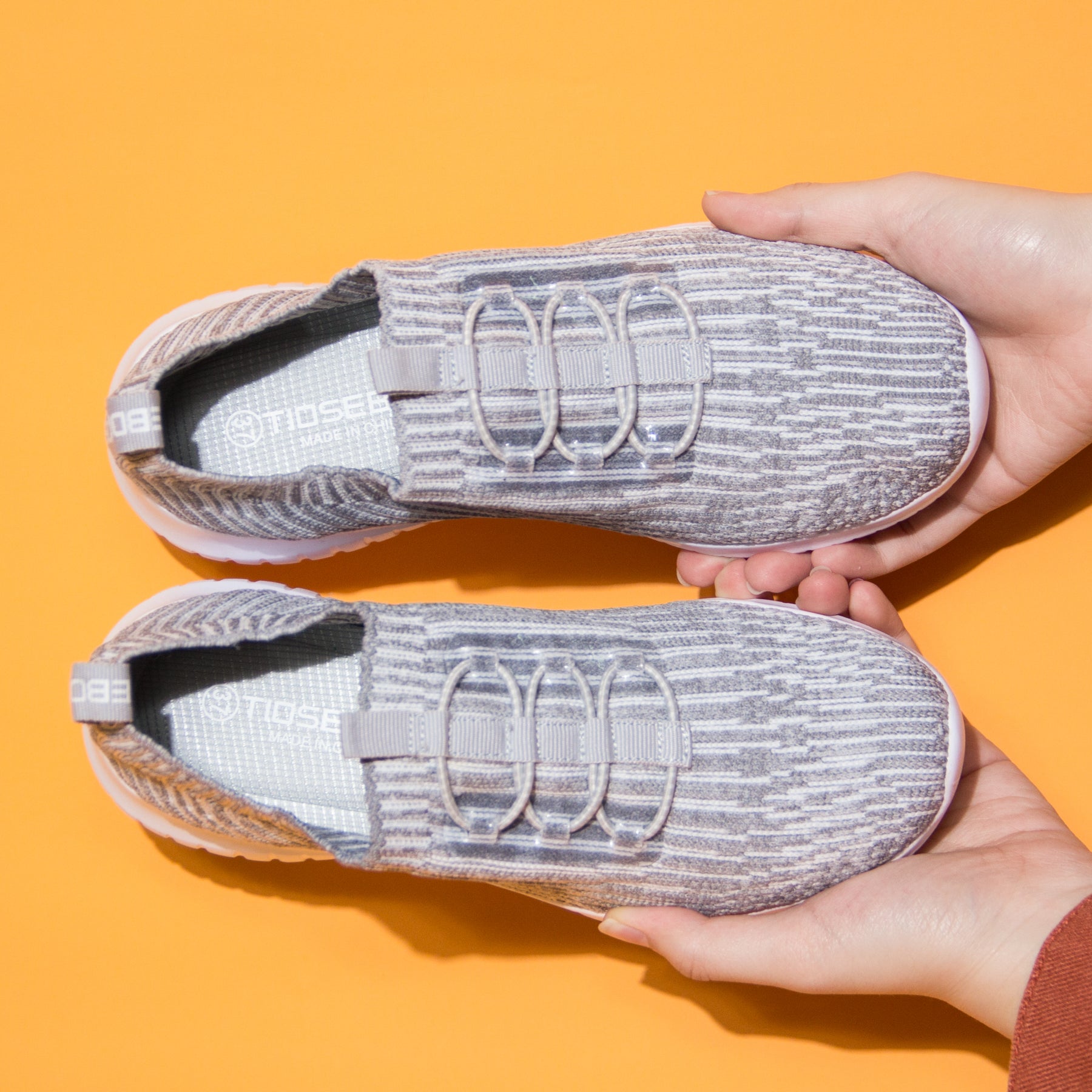 Tiosebon Women Knitted Comfort Shoes